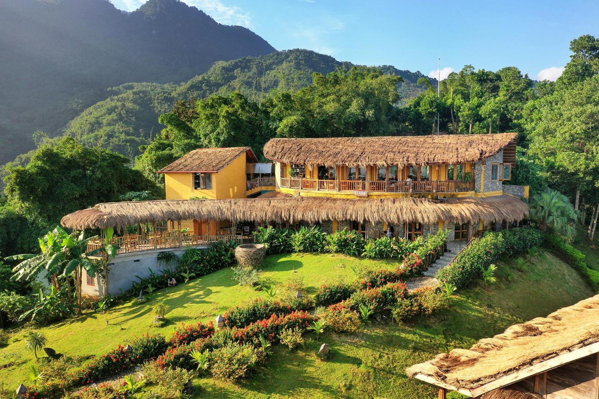 Mai Chau Hideaway Lake Resort Bagian luar foto